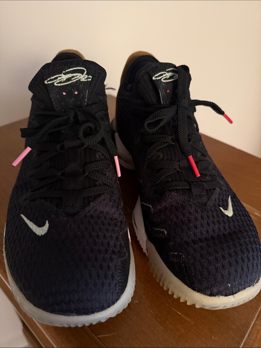 LeBron XVI Low Nike Black Athletic Shoes with Pink Lace Tips